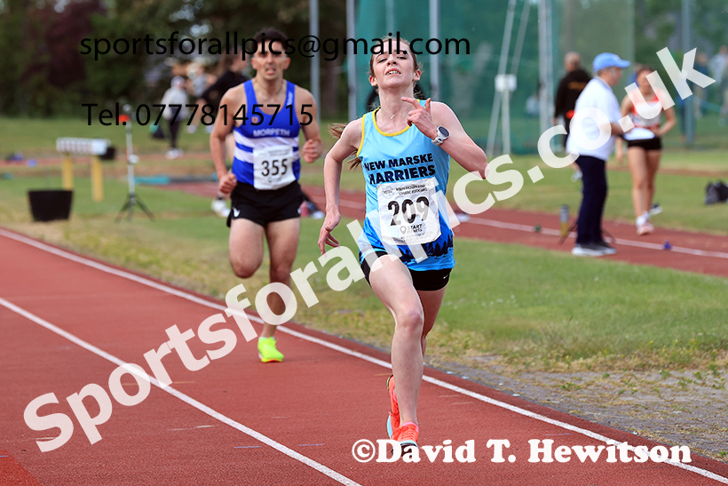 The 3000 metres, 2025 NEGP No 2, Monkton Stadium, Wednesday, May 28th. Photo: David T. Hewitson/Sports for All Pics